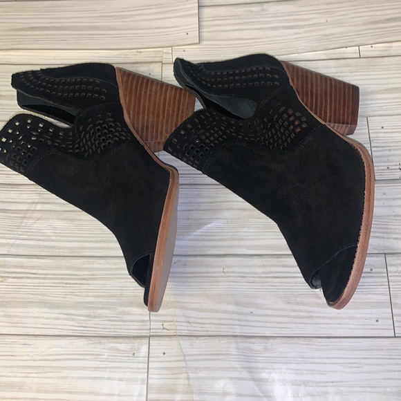 Gianni Bini Booties Heels Black Leather Suede Women’s Sz 7 1/2 - Picture 4 of 9